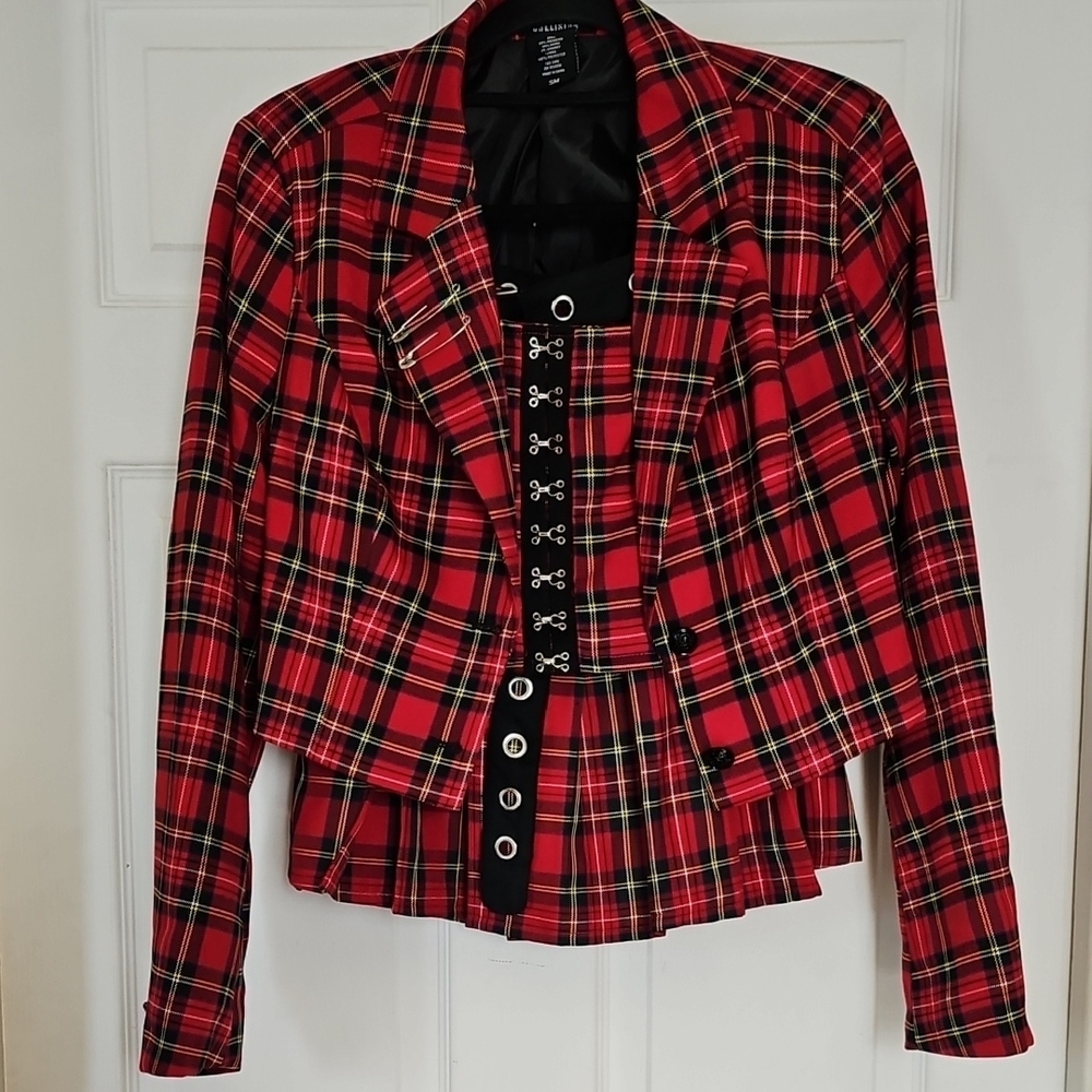 3 Piece Set From Hot Topic